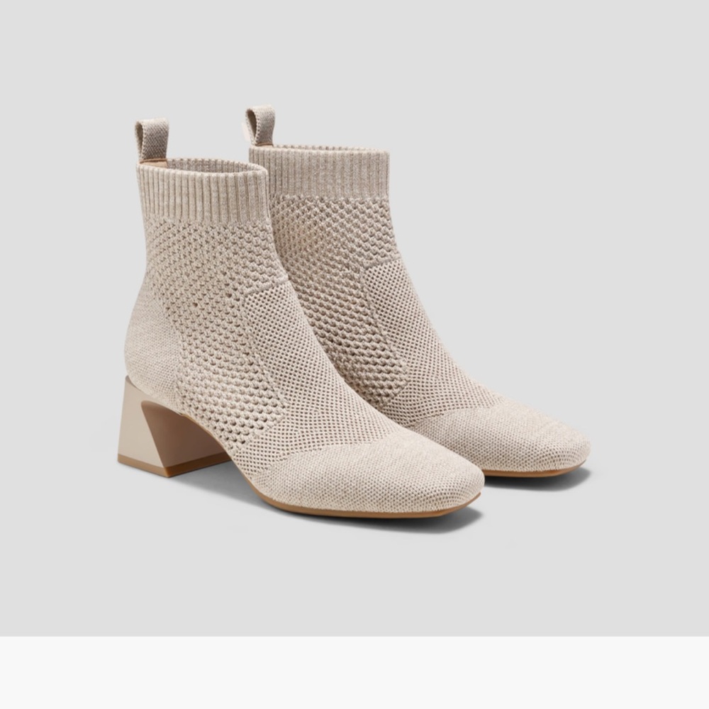 VIVAIA boots